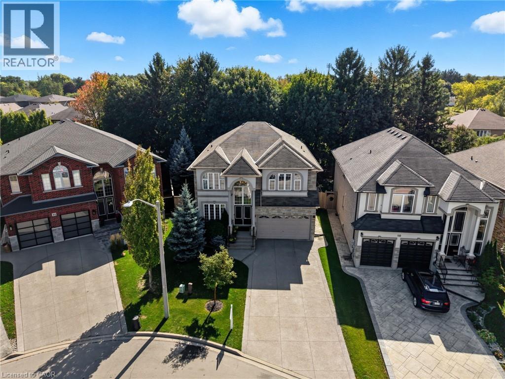 20 LORUPE Court, Ancaster