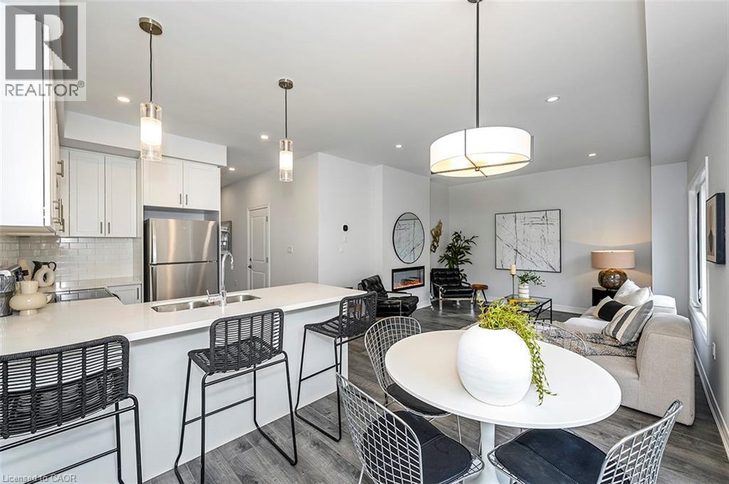 205 THAMES Way UnitNo. 22, Hamilton