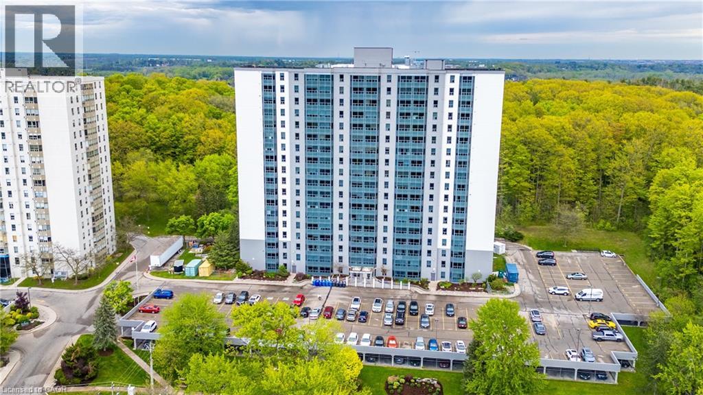 55 GREEN VALLEY Drive UnitNo. 811, Kitchener