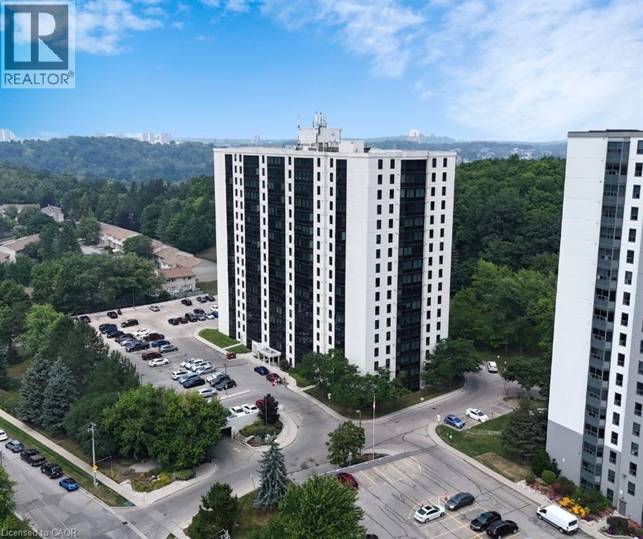 35 GREEN VALLEY Drive UnitNo. 506, Kitchener