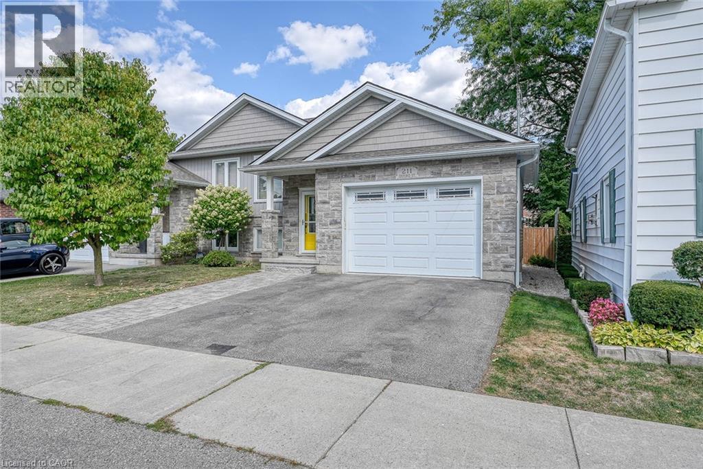 211 OXFORD Street, Ingersoll