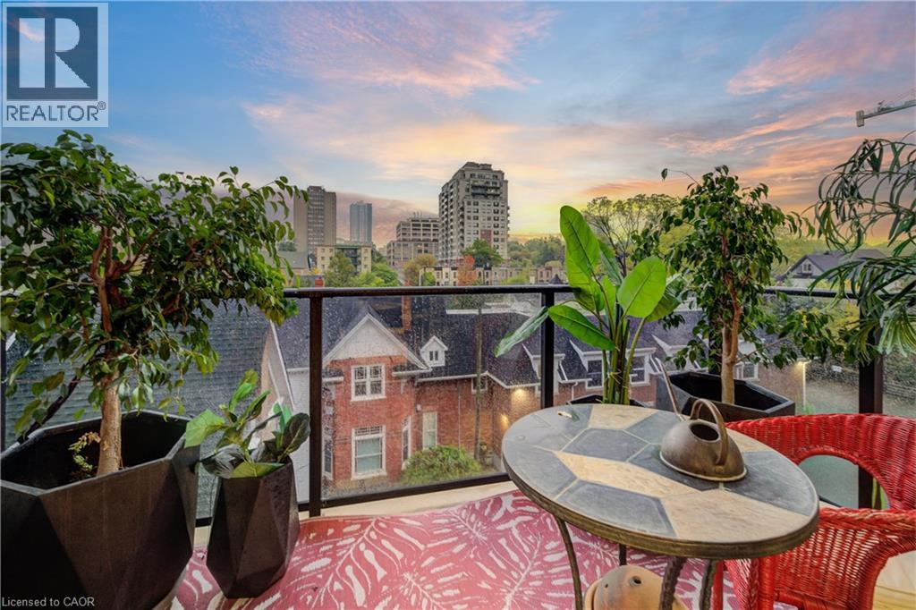 399 QUEEN Street S UnitNo. 417, Kitchener