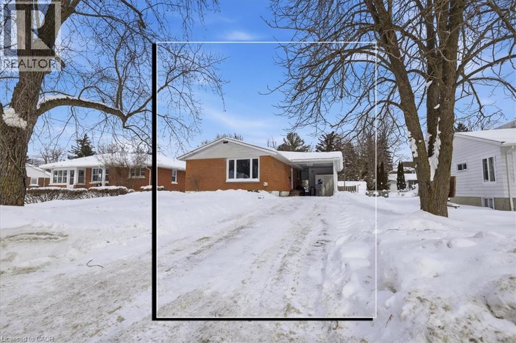 135 ROWLAND Street, Mitchell