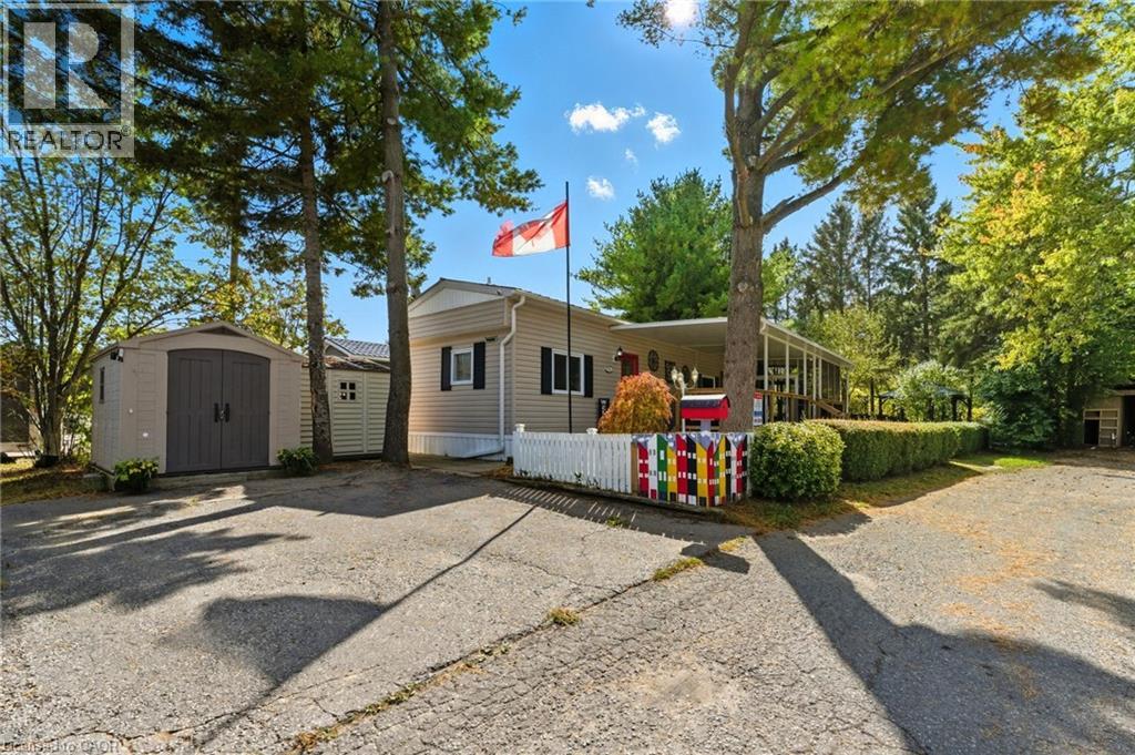 673 BRANT WATERLOO Road UnitNo. 518, Ayr