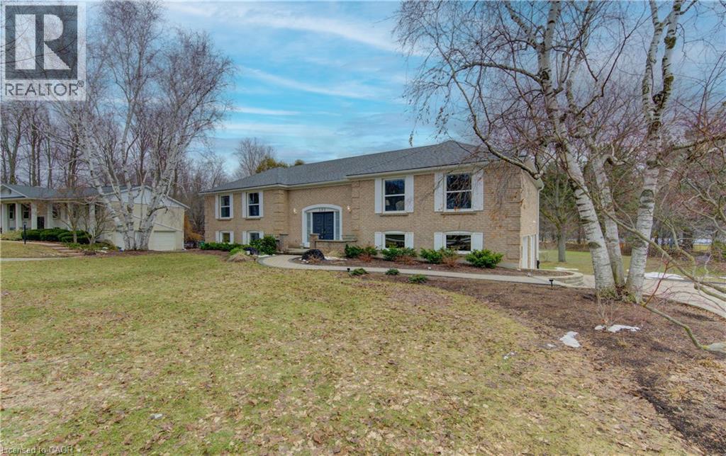 395 WARRINGTON Drive, Waterloo