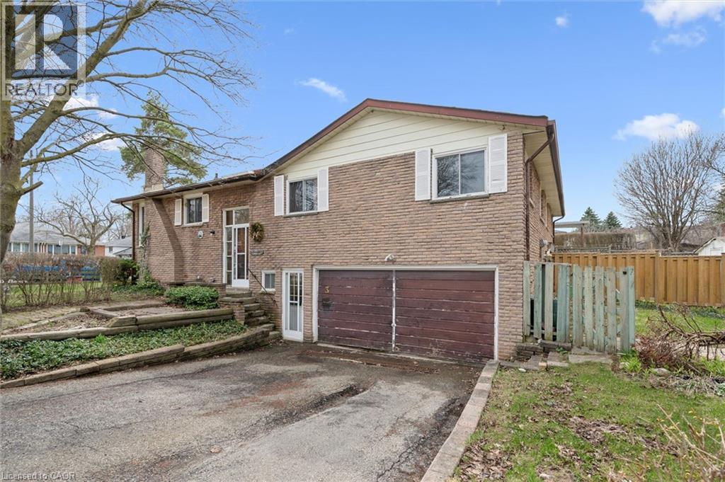 3 INADALE Court, Kitchener