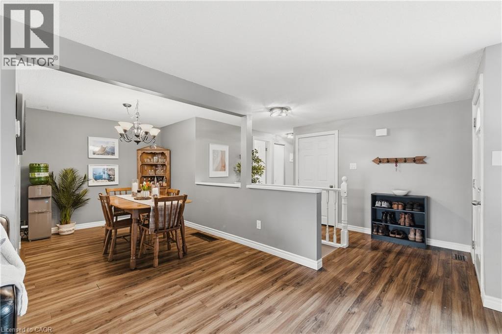 160 CARTER Crescent, Cambridge