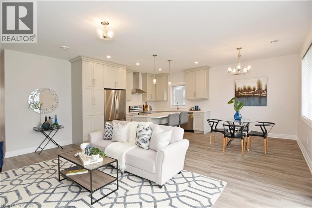 403 BREAKWATER Boulevard, Port Stanley