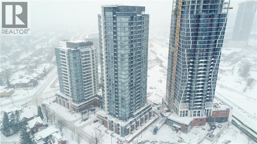 15 WELLINGTON Street NW UnitNo. 2705, Kitchener