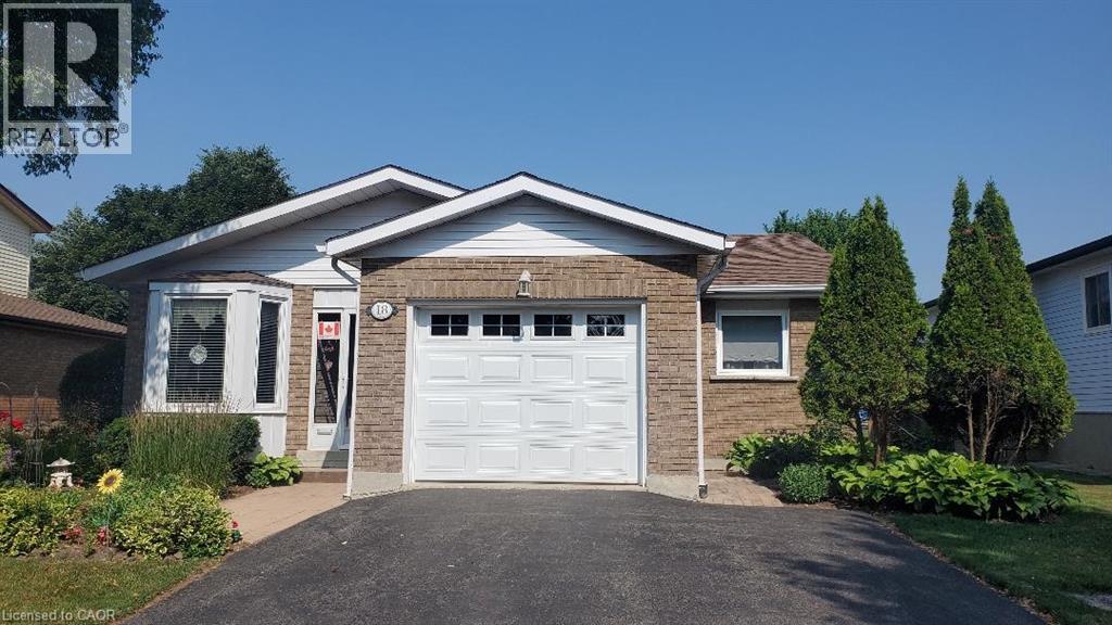 18 MAGWOOD Court, Stratford