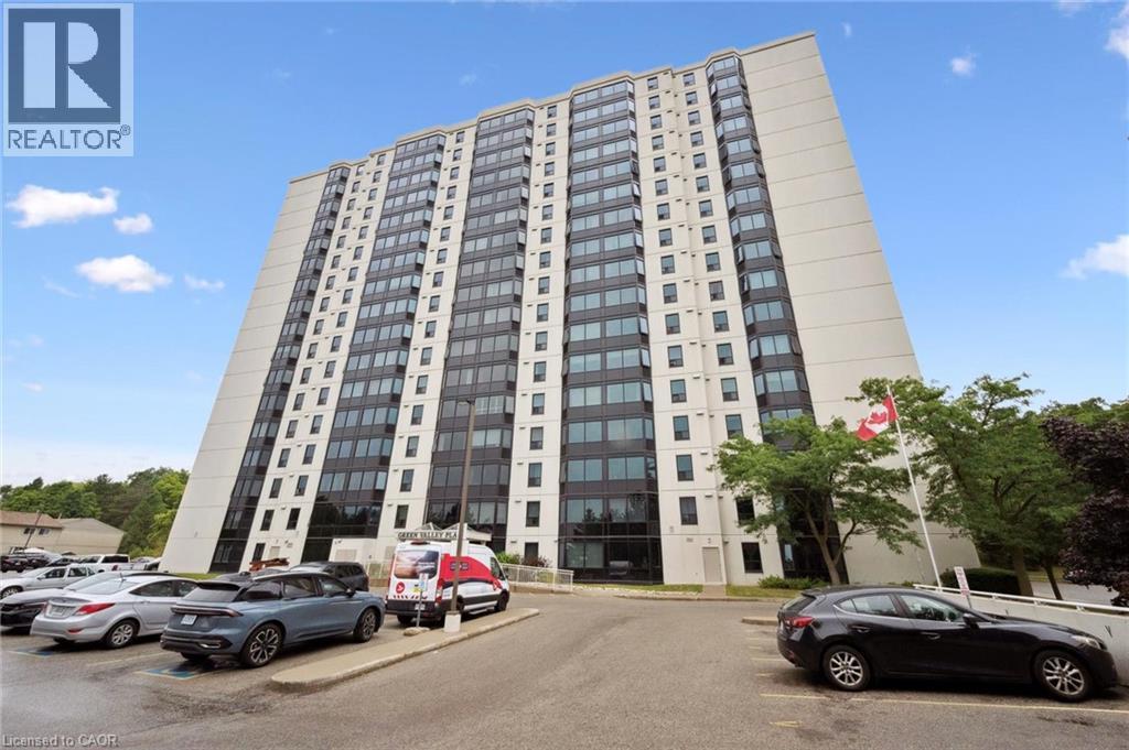 35 GREEN VALLEY Drive UnitNo. 304, Kitchener