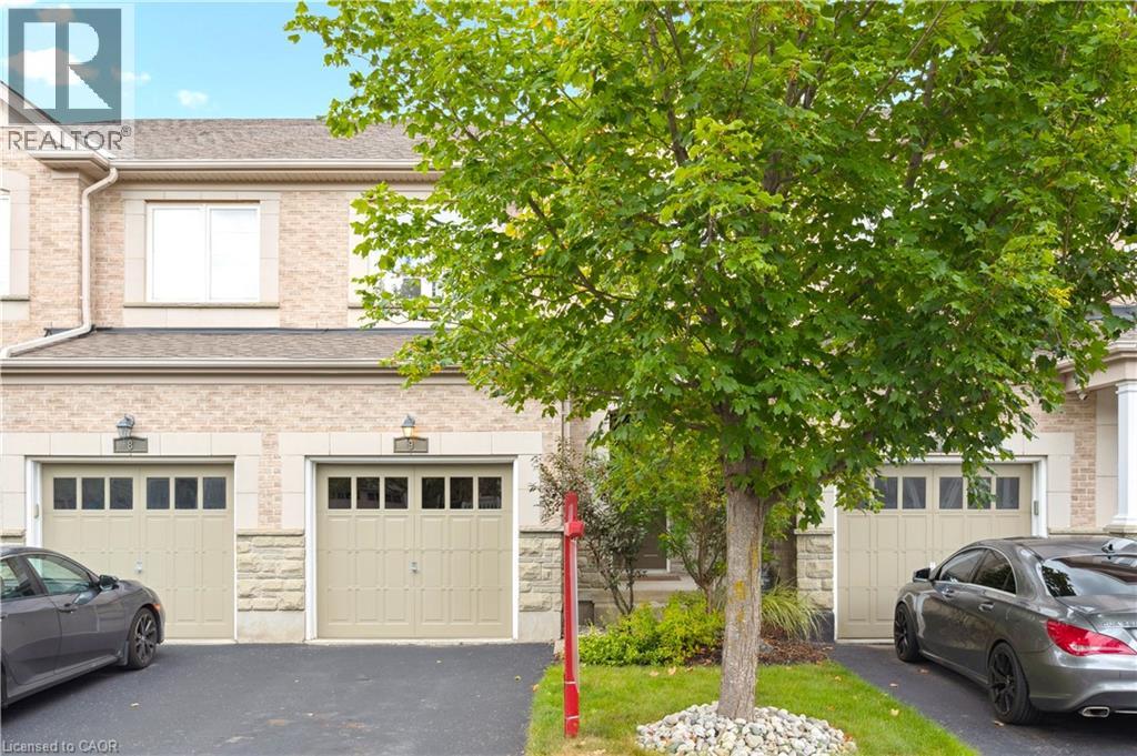 28 DOON MILLS Drive UnitNo. 9, Kitchener