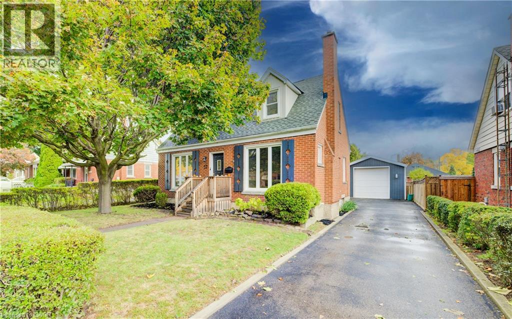 27 DUDHOPE Avenue, Cambridge