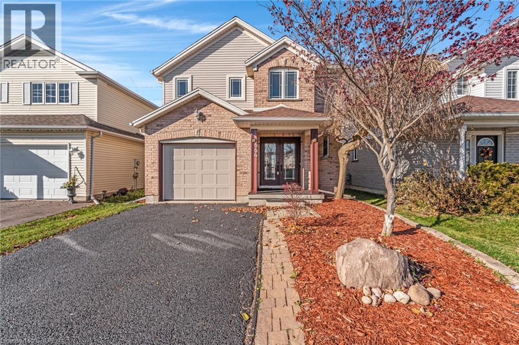 664 BRANDENBURG Boulevard, Waterloo