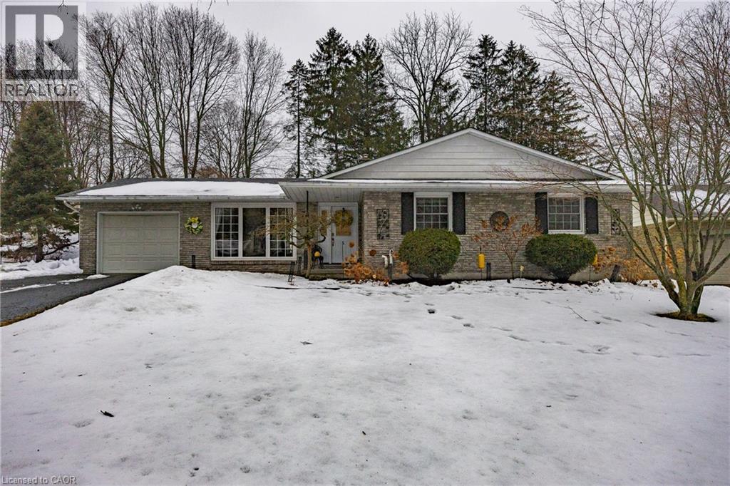 70 BERKLEY Crescent, Simcoe