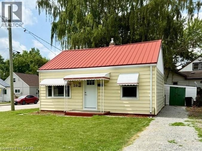 20 MCNAUGHTON Avenue, Wallaceburg