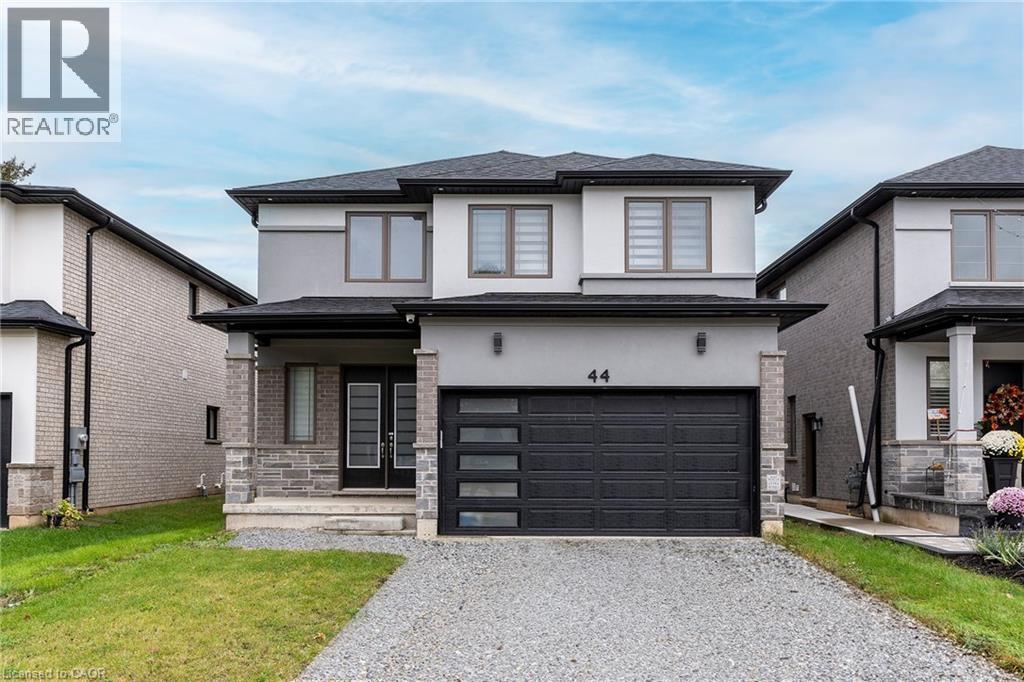 44 MILLER Drive, Ancaster