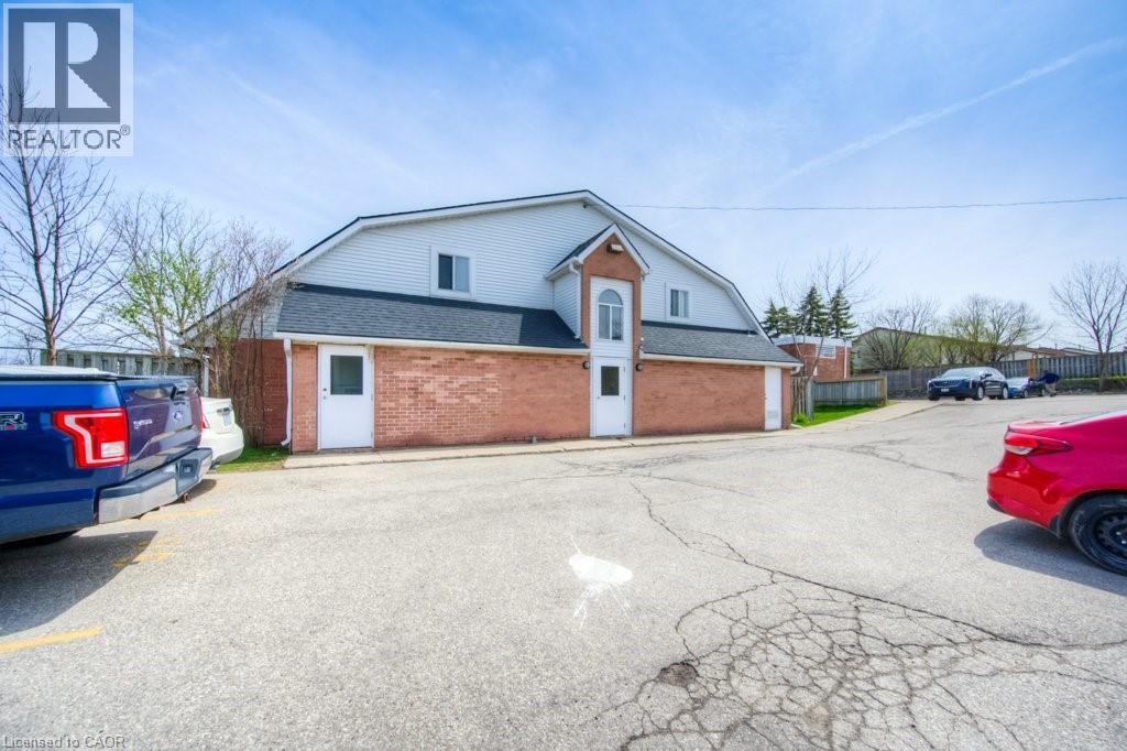 41 VALLEYVIEW Road UnitNo. 35, Kitchener