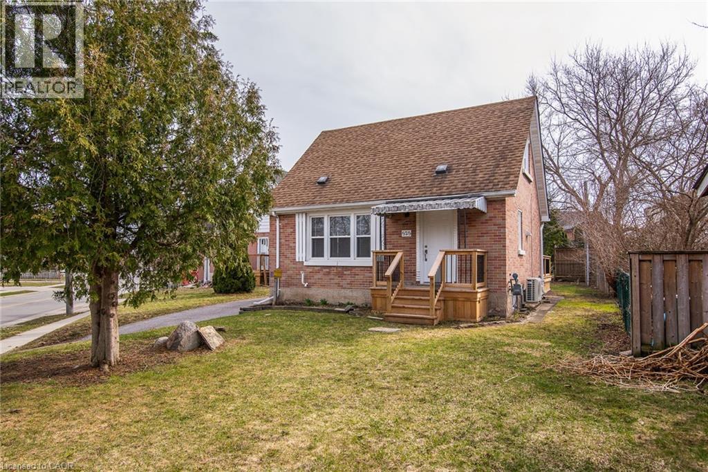 525 COURTLAND Avenue E, Kitchener