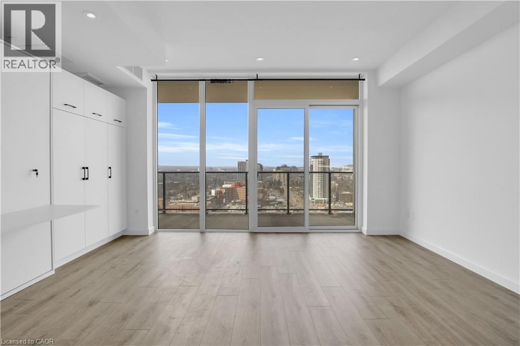 741 KING Street UnitNo. 1711, Kitchener