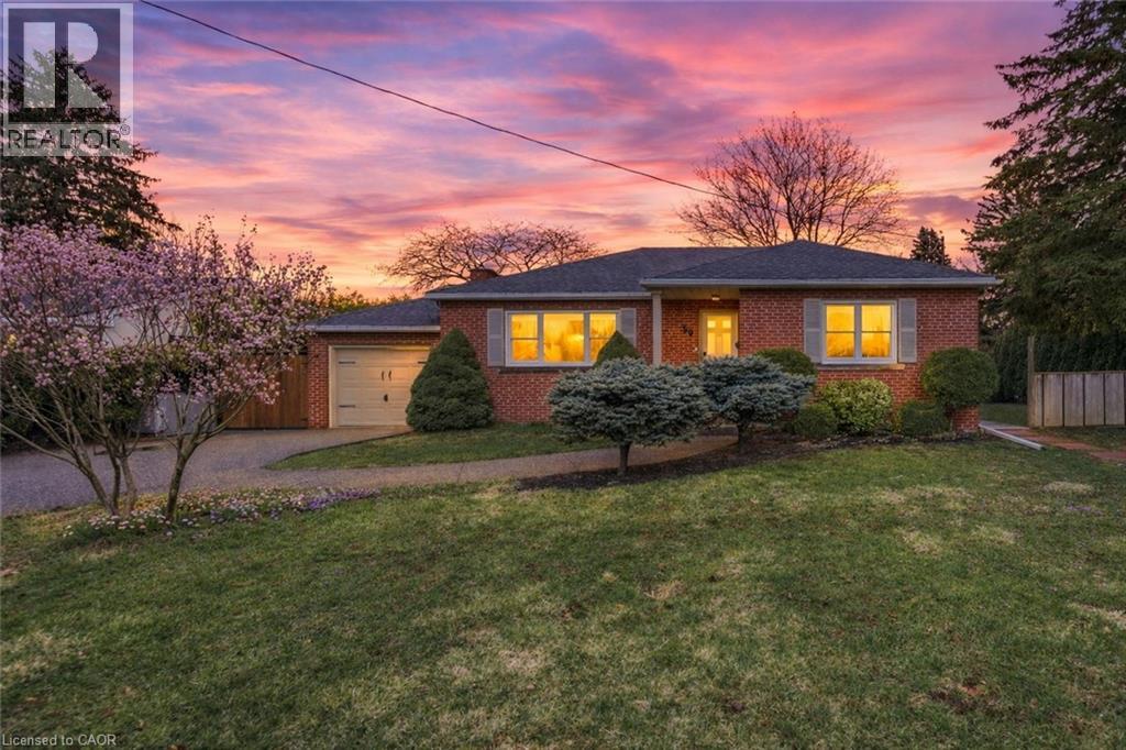 59 OAKLEY Court, Ancaster