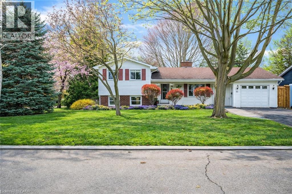 15 HARVEST Lane, Brantford