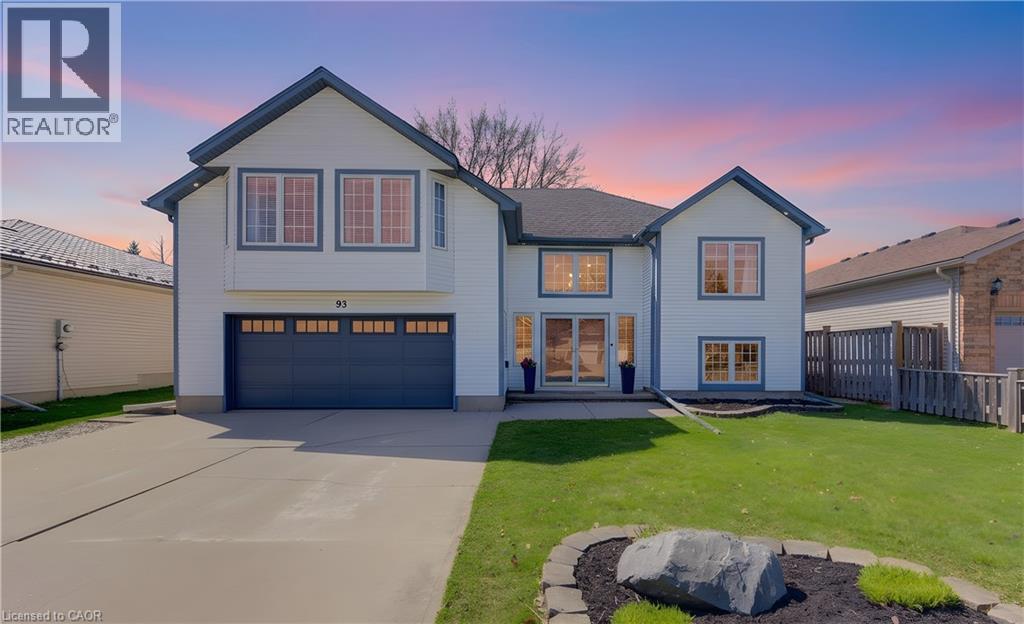 93 LAWRENCE Street, Wellesley