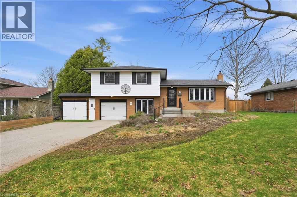 55 BERKLEY Crescent, Simcoe