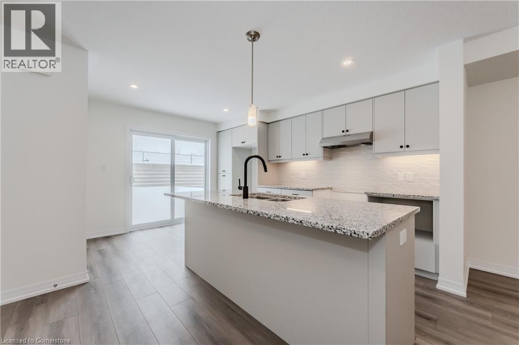 17 URBANE Boulevard UnitNo. I073, Kitchener