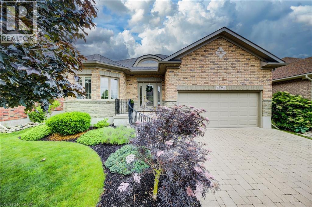 26 ORCHARD Way, New Hamburg