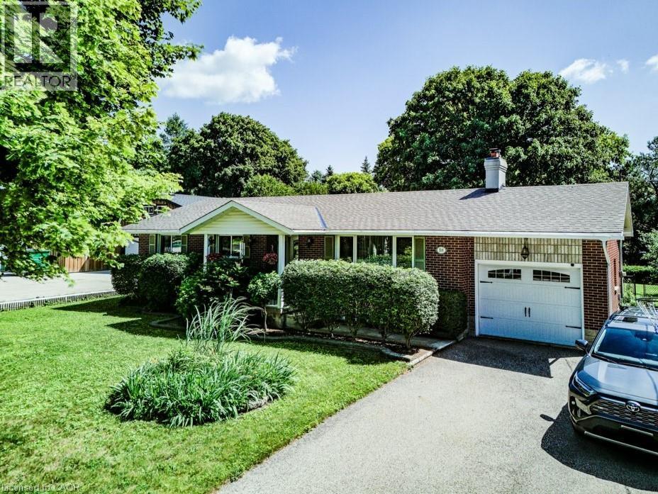 18 MARSHALL Avenue, North Dumfries