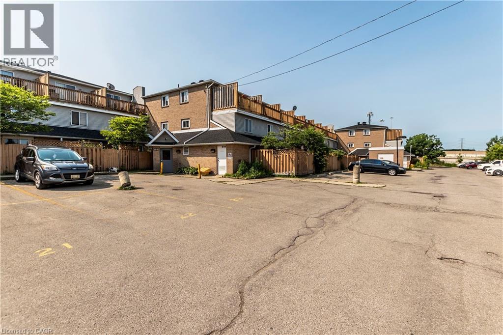67 VALLEYVIEW Road UnitNo. 35, Kitchener