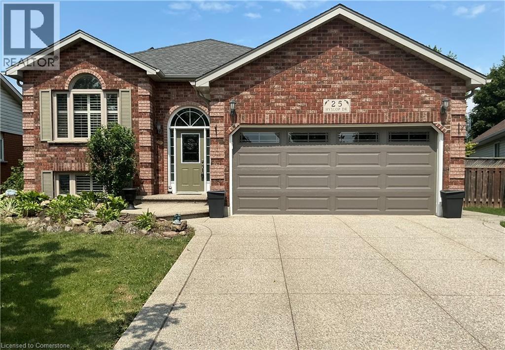 25 HYSLOP Drive, Caledonia