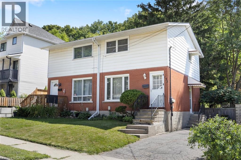 132 MAPLE Street, Cambridge