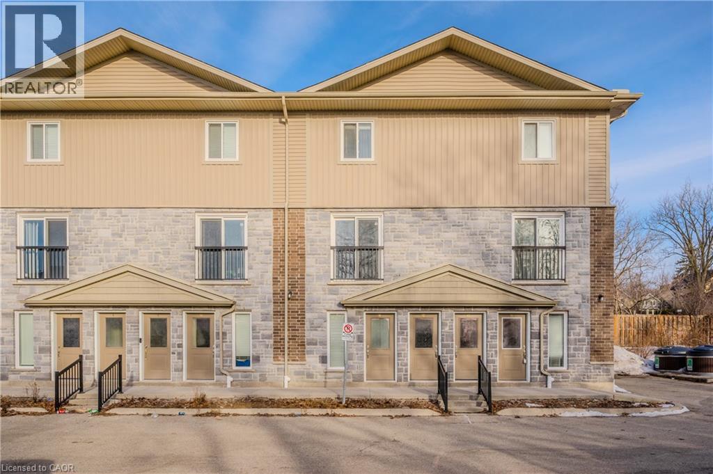 122 COURTLAND Avenue E UnitNo. 11, Kitchener