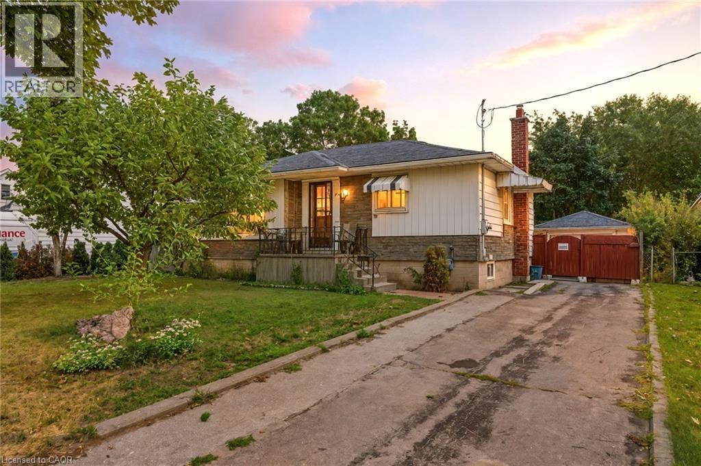 11 JAMES Avenue, Brantford