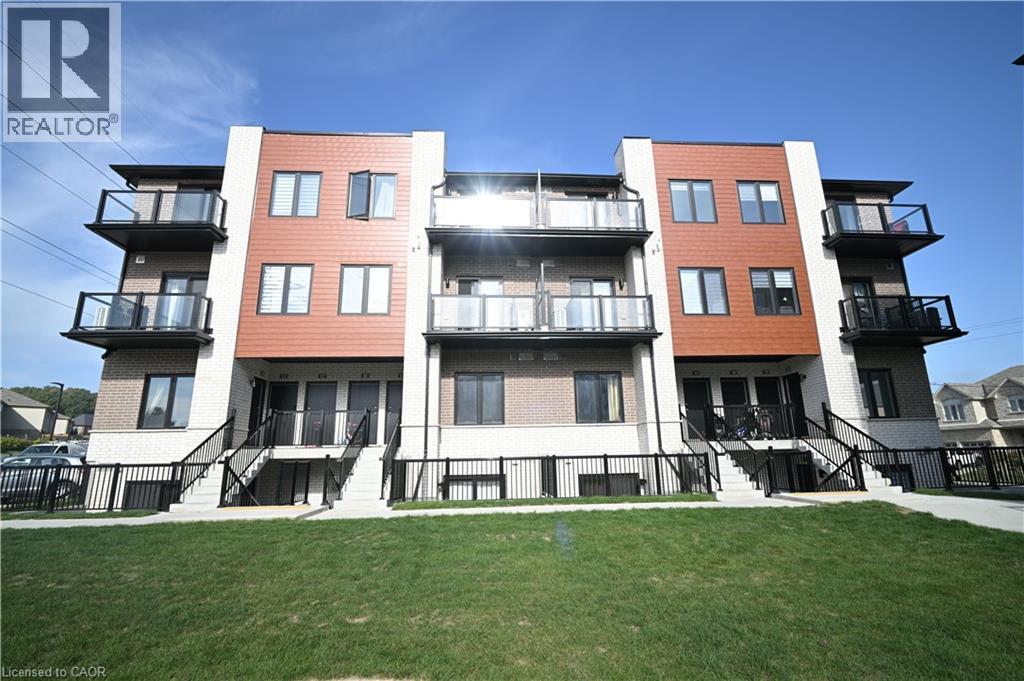 10 SOUTH CREEK Drive UnitNo. 51, Kitchener