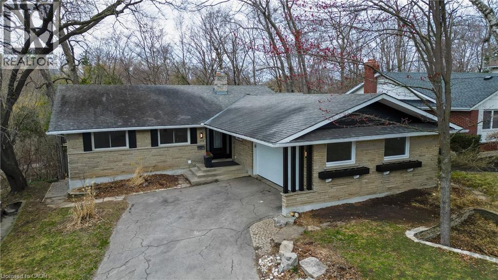 279 FERNDALE Place, Waterloo