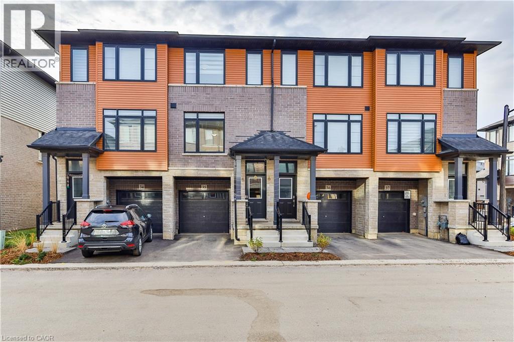 461 BLACKBURN Drive UnitNo. 35, Brantford