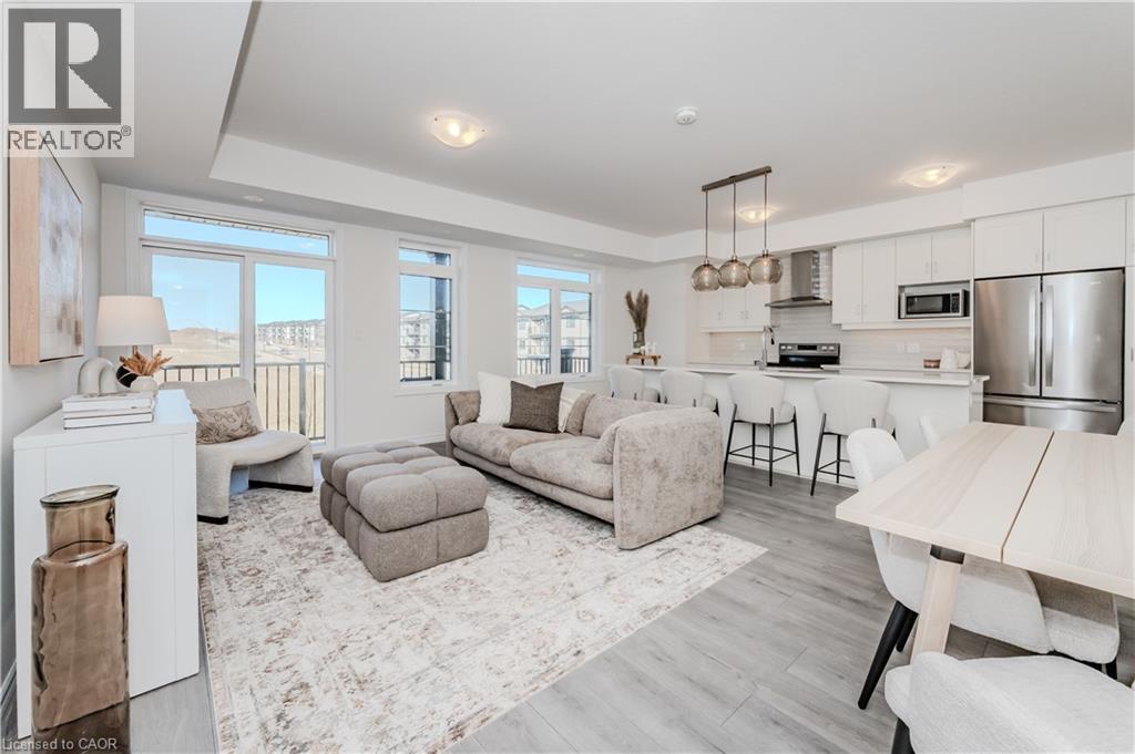 6 LOMOND Lane, Kitchener