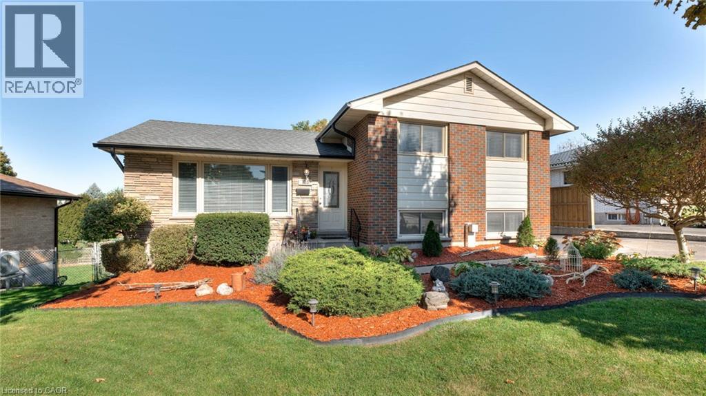 933 ALICE Street, Woodstock
