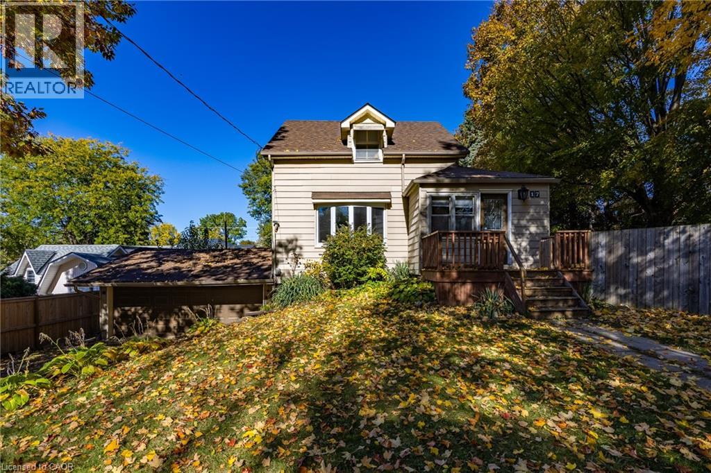 17 MECHANIC Street W, Waterford