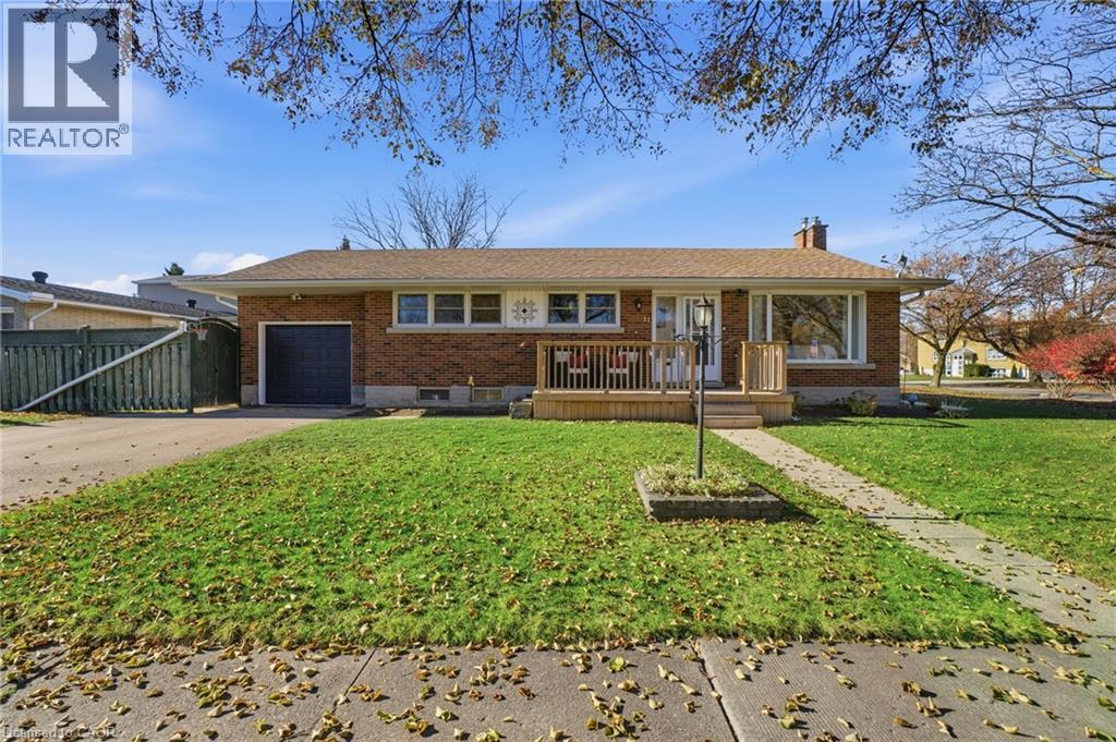 11 KENSINGTON Avenue, Kitchener