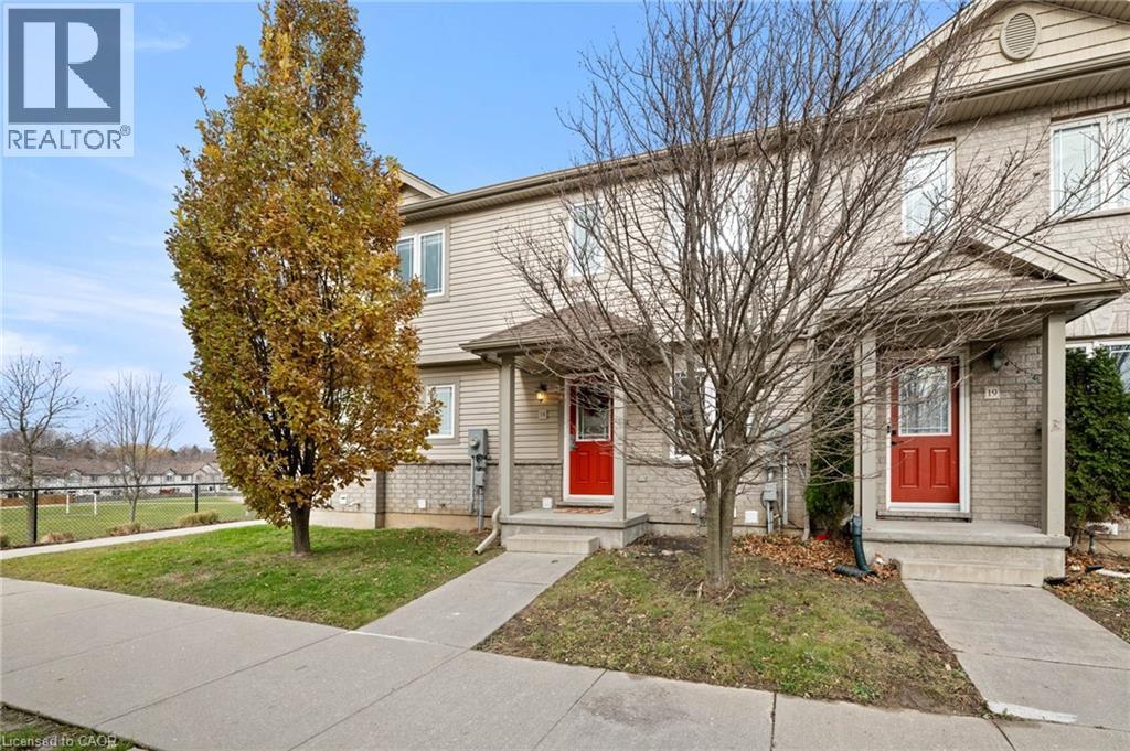 10 FOXGLOVE Crescent UnitNo. 18, Kitchener