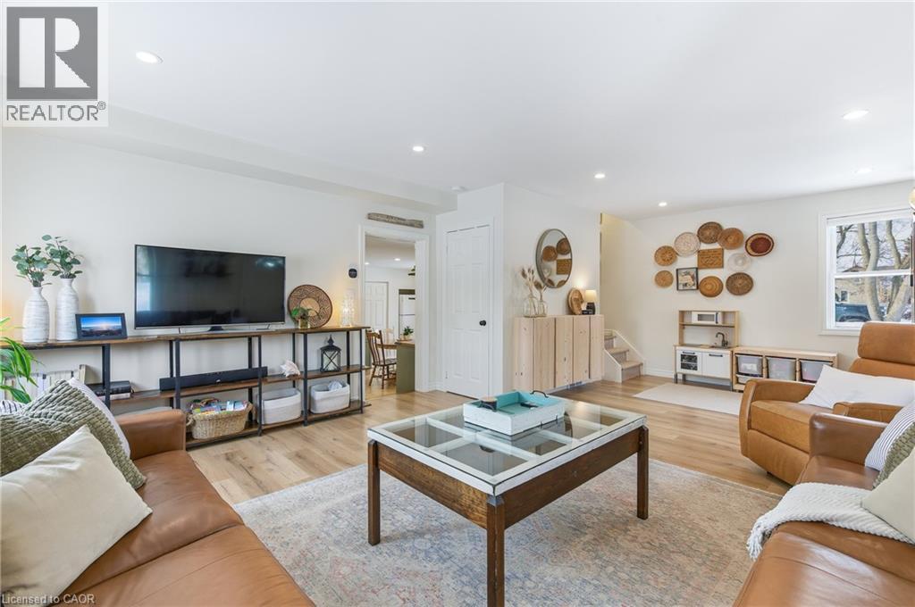 103 BAIRD Street S, Bright