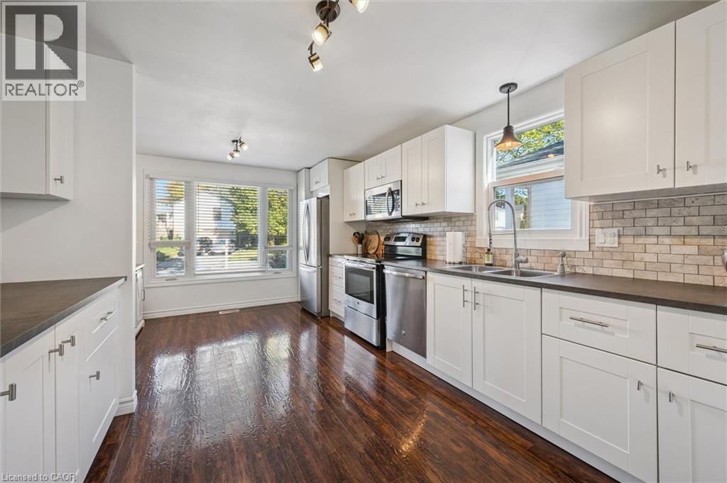 95 MACATEE Place, Cambridge