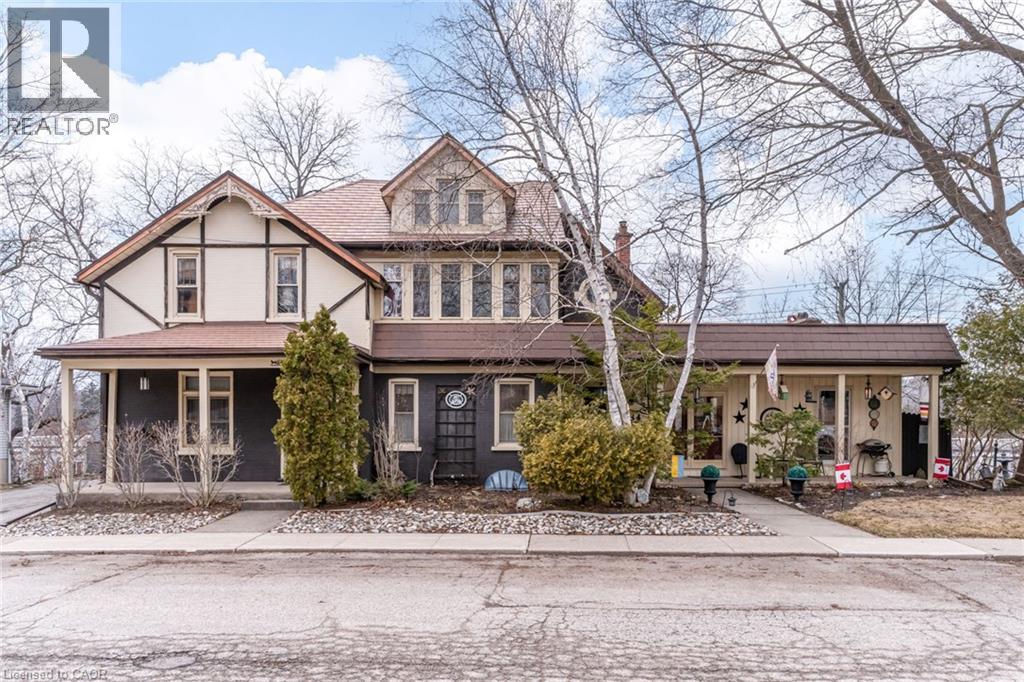 334 AGNES Street, Cambridge