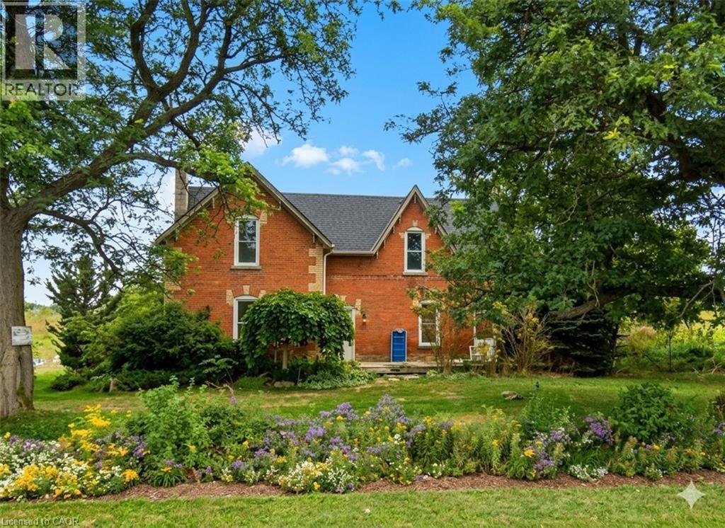 492 No.8 Highway, Flamborough