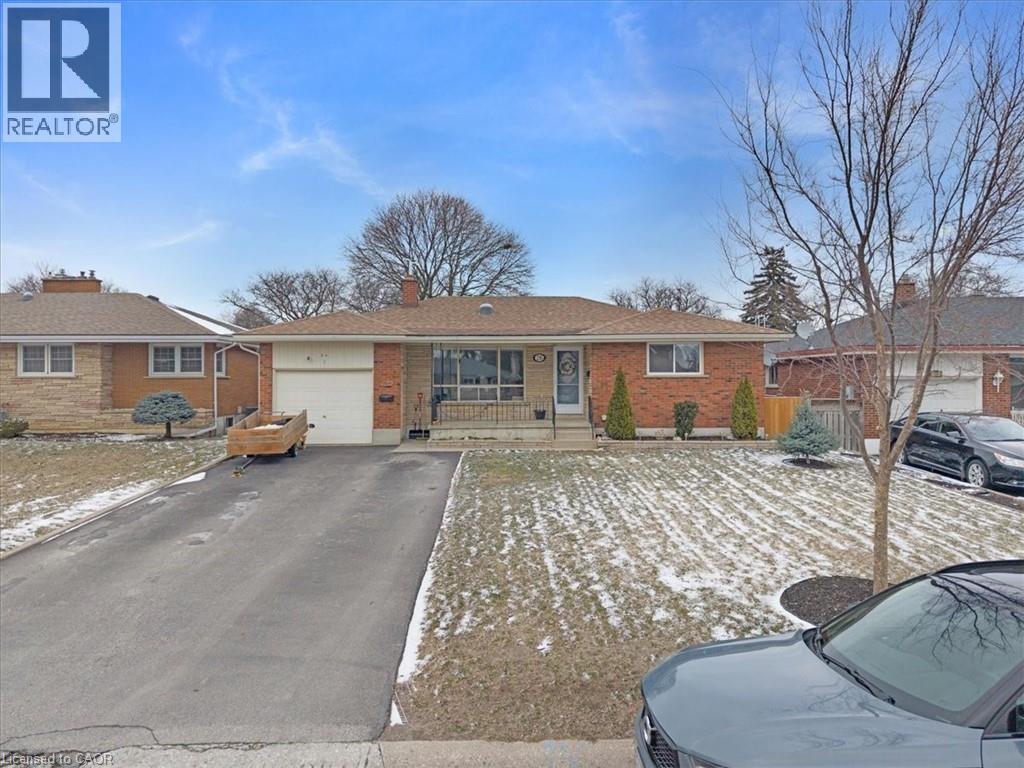 26 WILTSHIRE Drive, Brantford