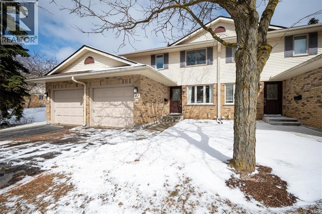 375 KINGSCOURT Drive UnitNo. 42, Waterloo